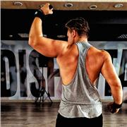 Entrenador personal, experto en fitness, nutrición y bienestar